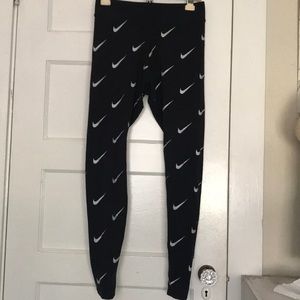 Nike leggings